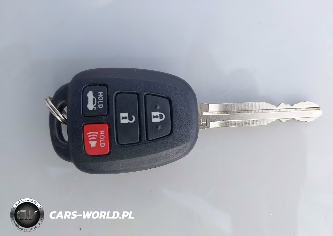 2018 Toyota Corolla Le VIN:5YFBURHE5JP771742 - 11