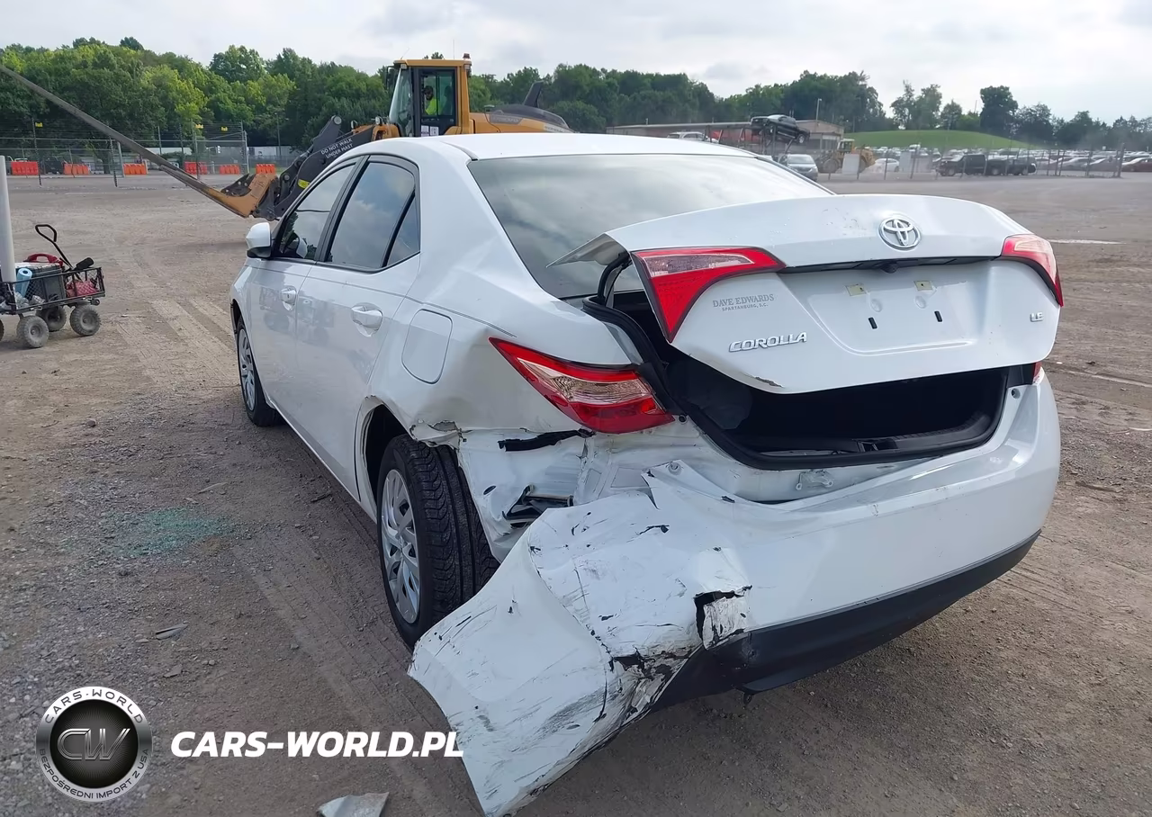 2018 Toyota Corolla Le VIN:5YFBURHE5JP771742 - 6