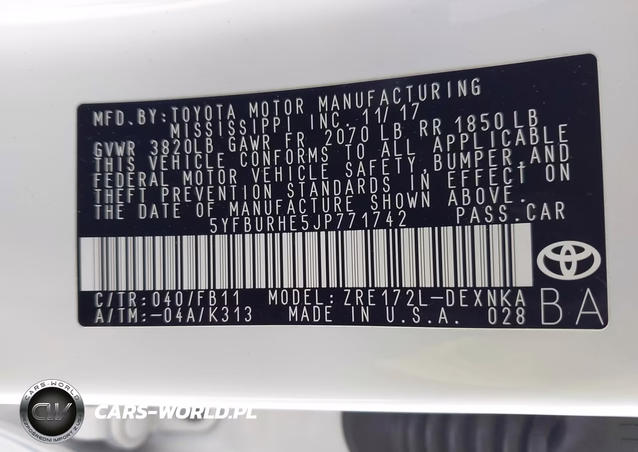 2018 Toyota Corolla Le VIN:5YFBURHE5JP771742 - 9