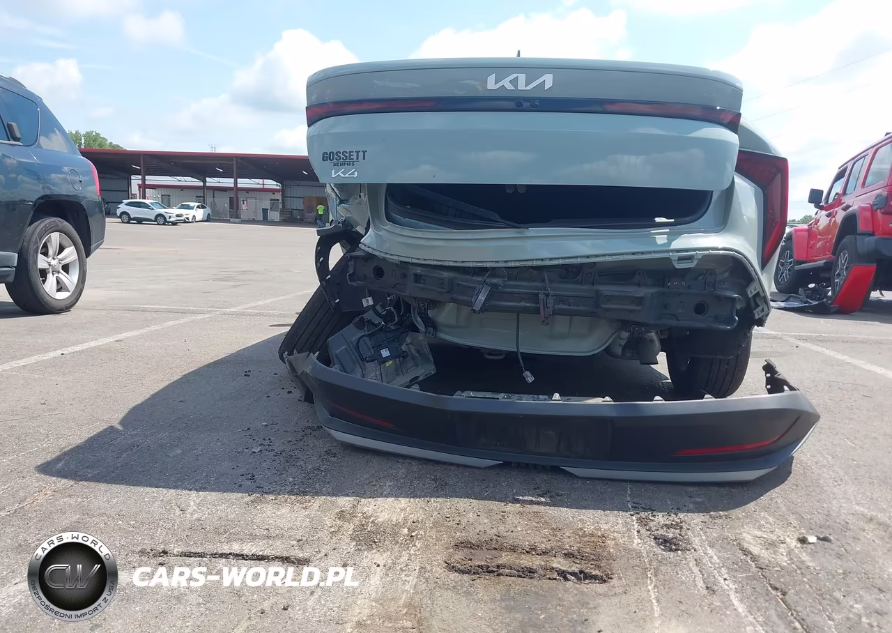 2026 Kia K4 Lxs VIN:3KPFT4DE8TE283421 - 12