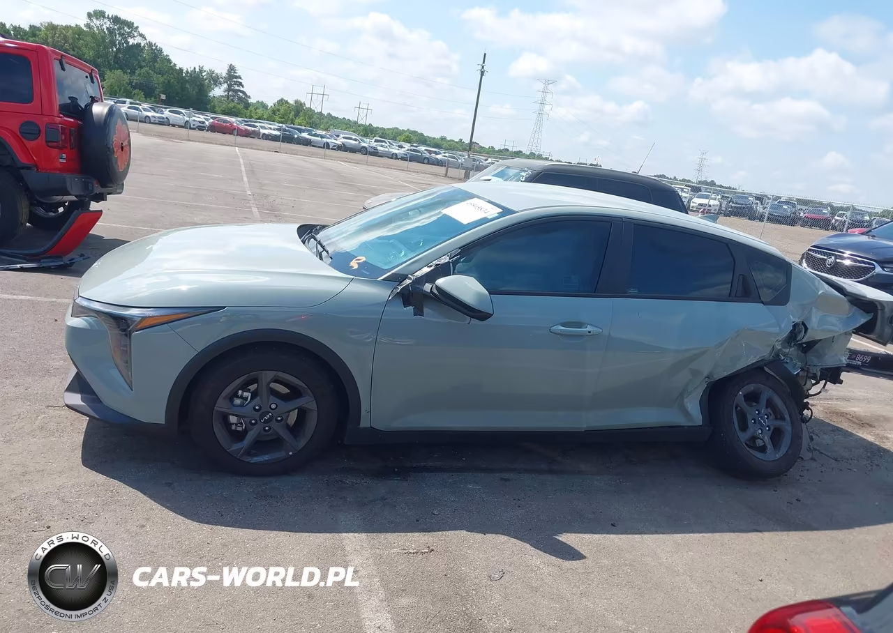 2026 Kia K4 Lxs VIN:3KPFT4DE8TE283421 - 15