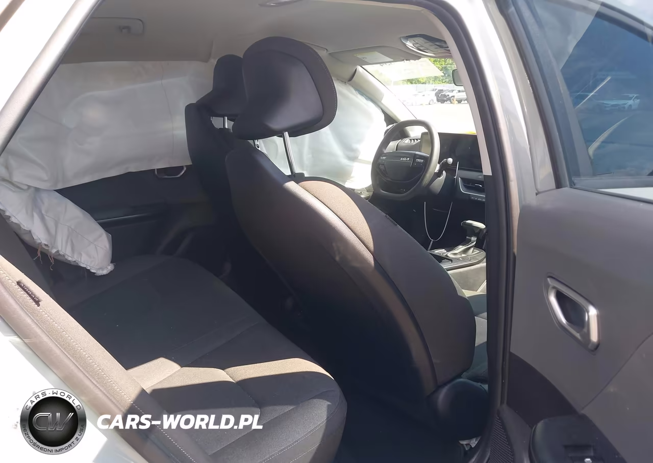 2026 Kia K4 Lxs VIN:3KPFT4DE8TE283421 - 8