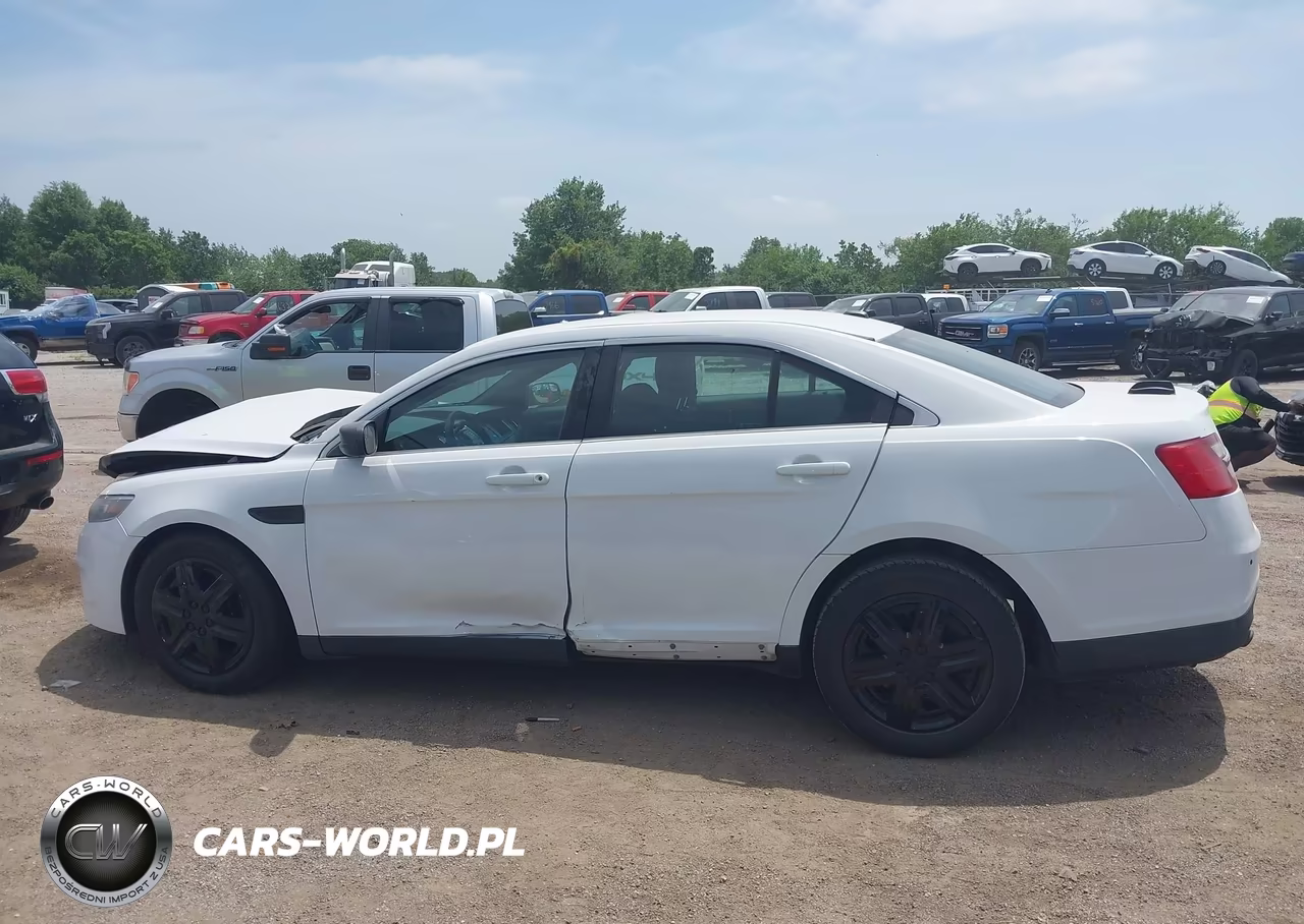 2017 Ford Police Interceptor VIN:1FAHP2L87HG100276 - 13