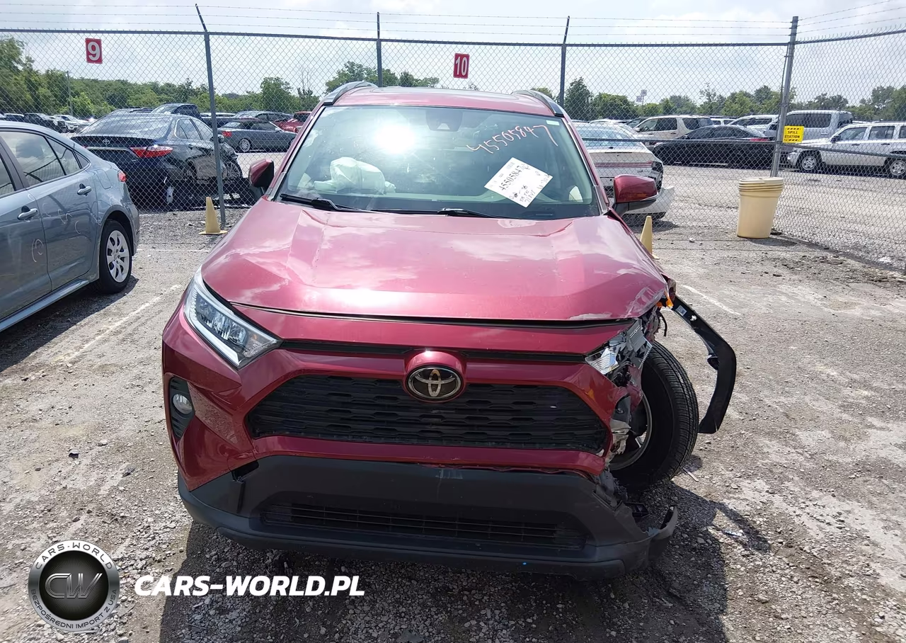 2020 Toyota Rav4 Xle VIN:JTMP1RFV1LD526394 - 13