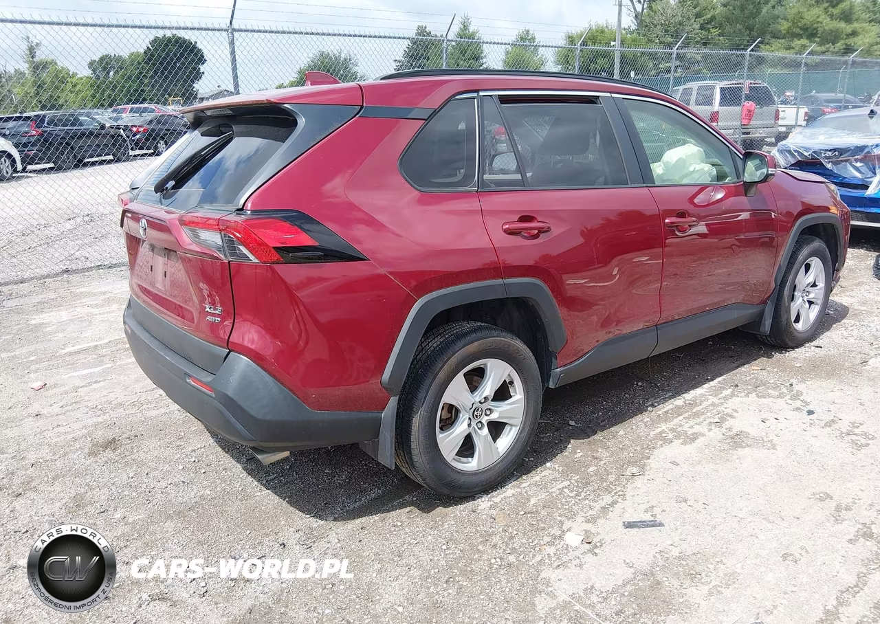 2020 Toyota Rav4 Xle VIN:JTMP1RFV1LD526394 - 4
