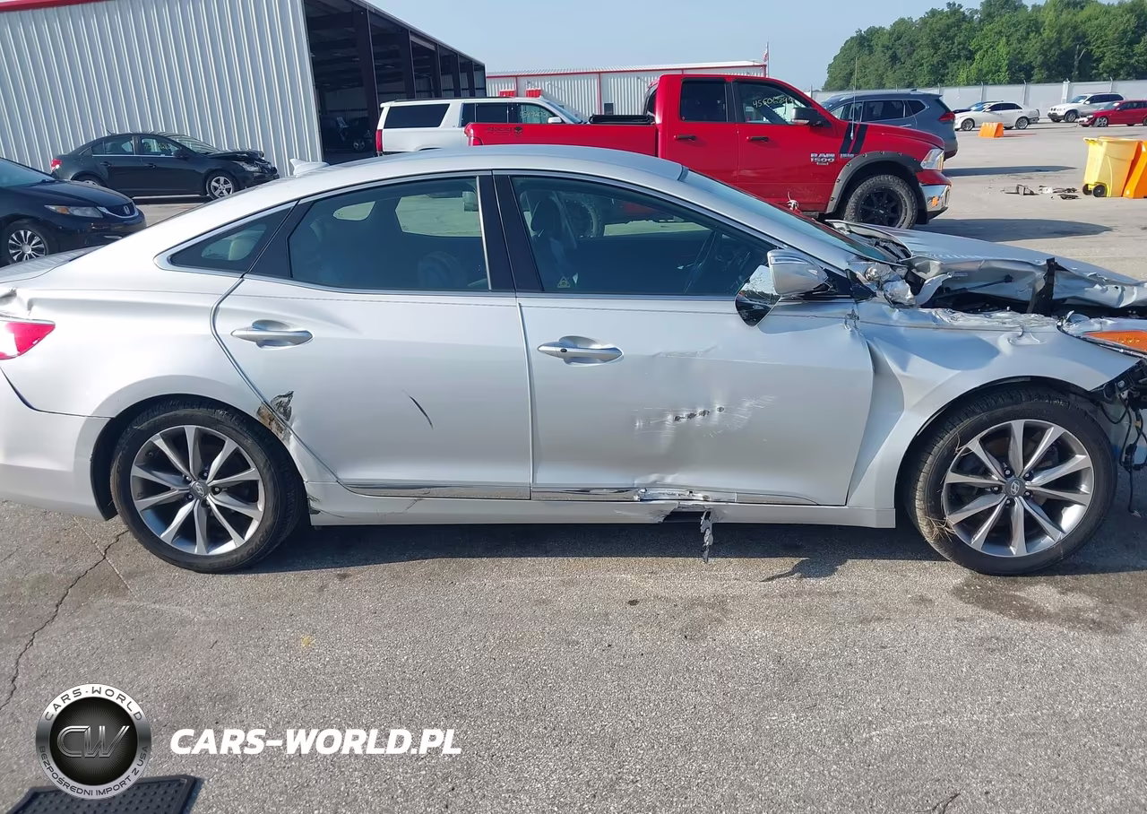 2017 Hyundai Azera VIN:KMHFG4JG8HA577871 - 13