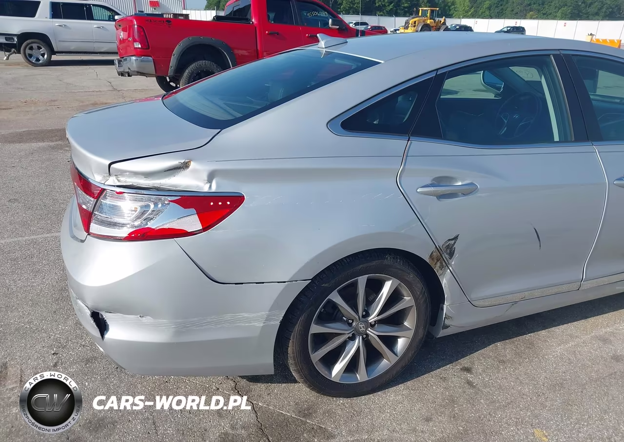 2017 Hyundai Azera VIN:KMHFG4JG8HA577871 - 6