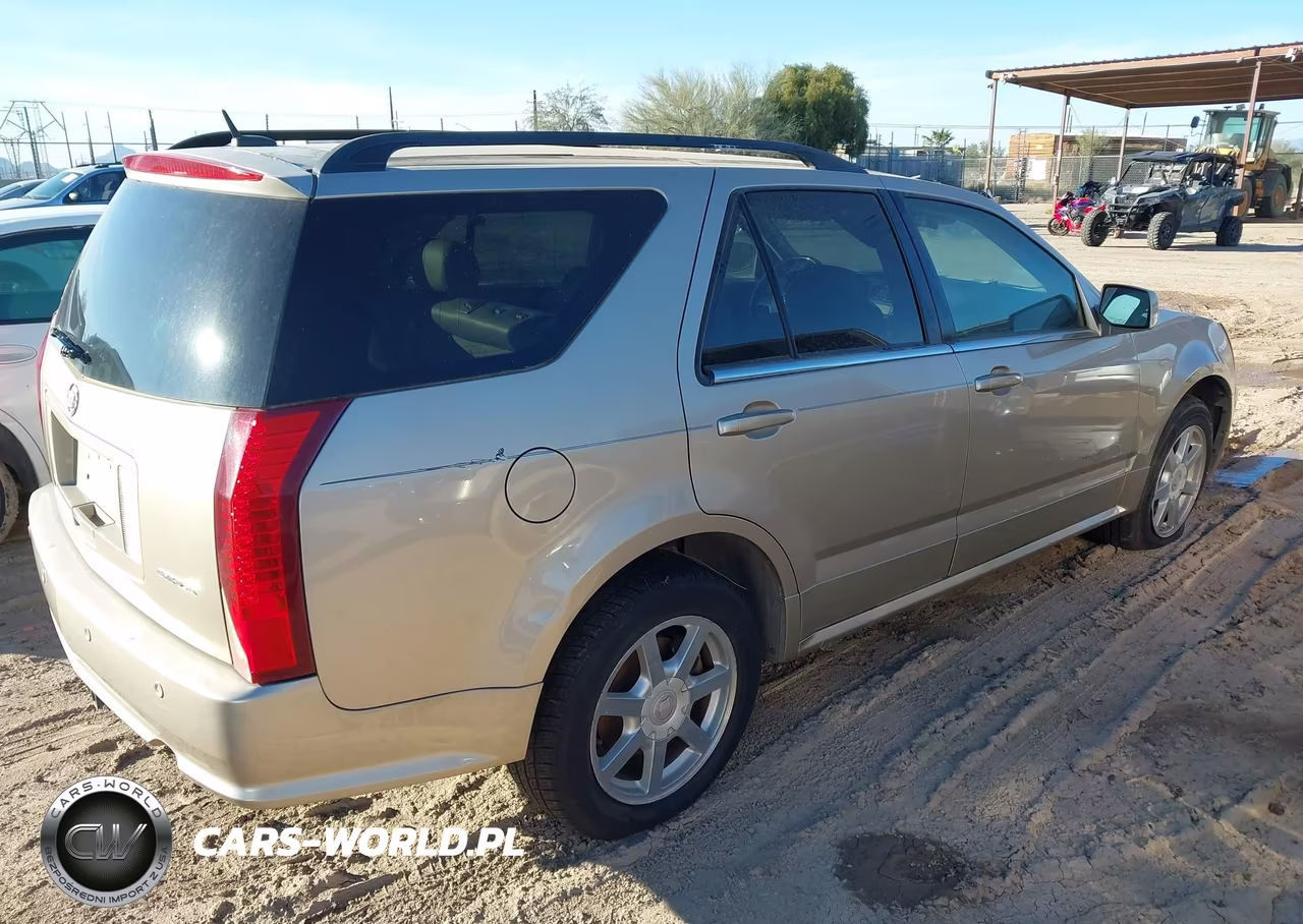 2005 Cadillac Srx V6 VIN:1GYEE637550216785 - 4