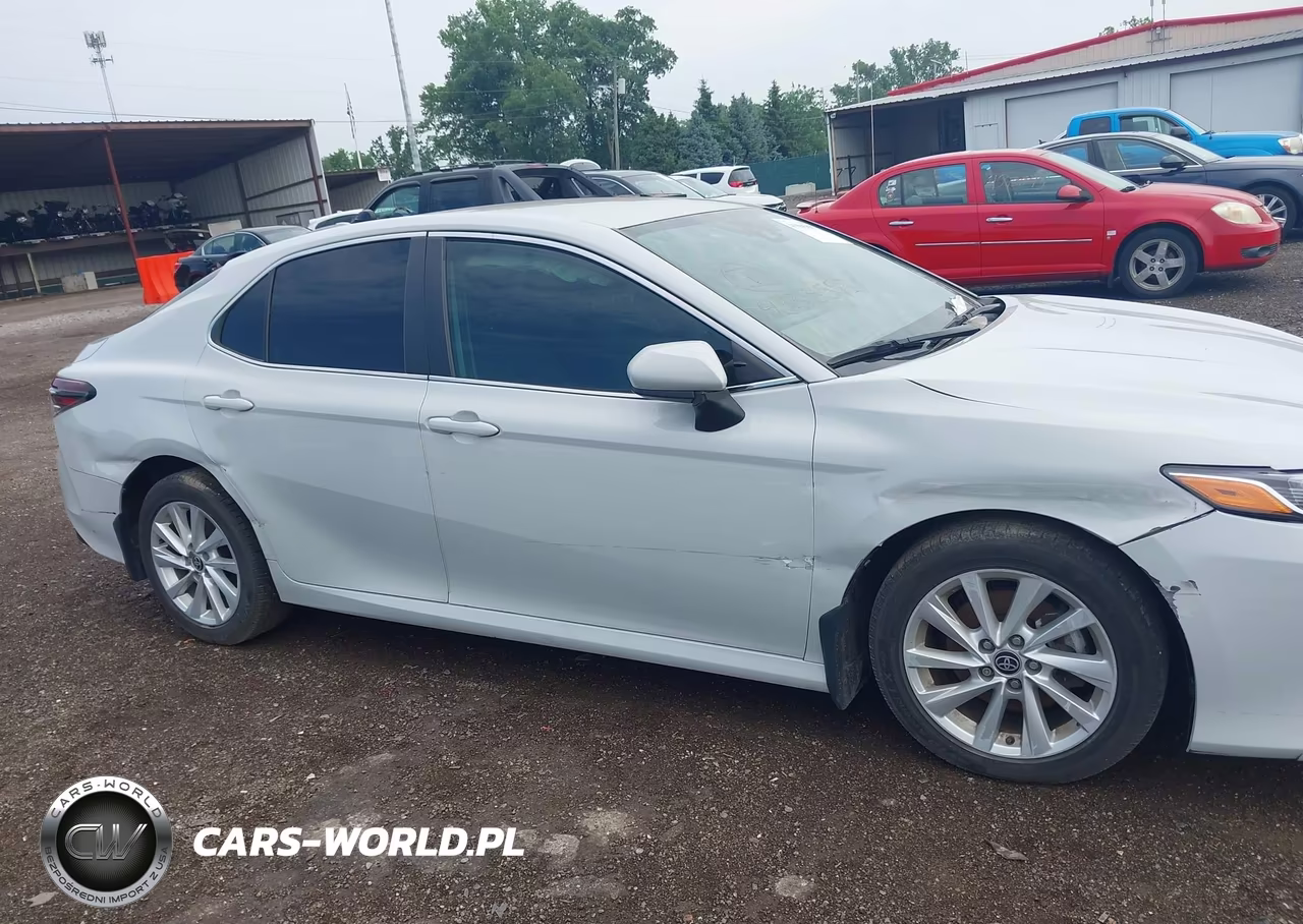 2023 Toyota Camry Le VIN:4T1C11BK8PU079513 - 17
