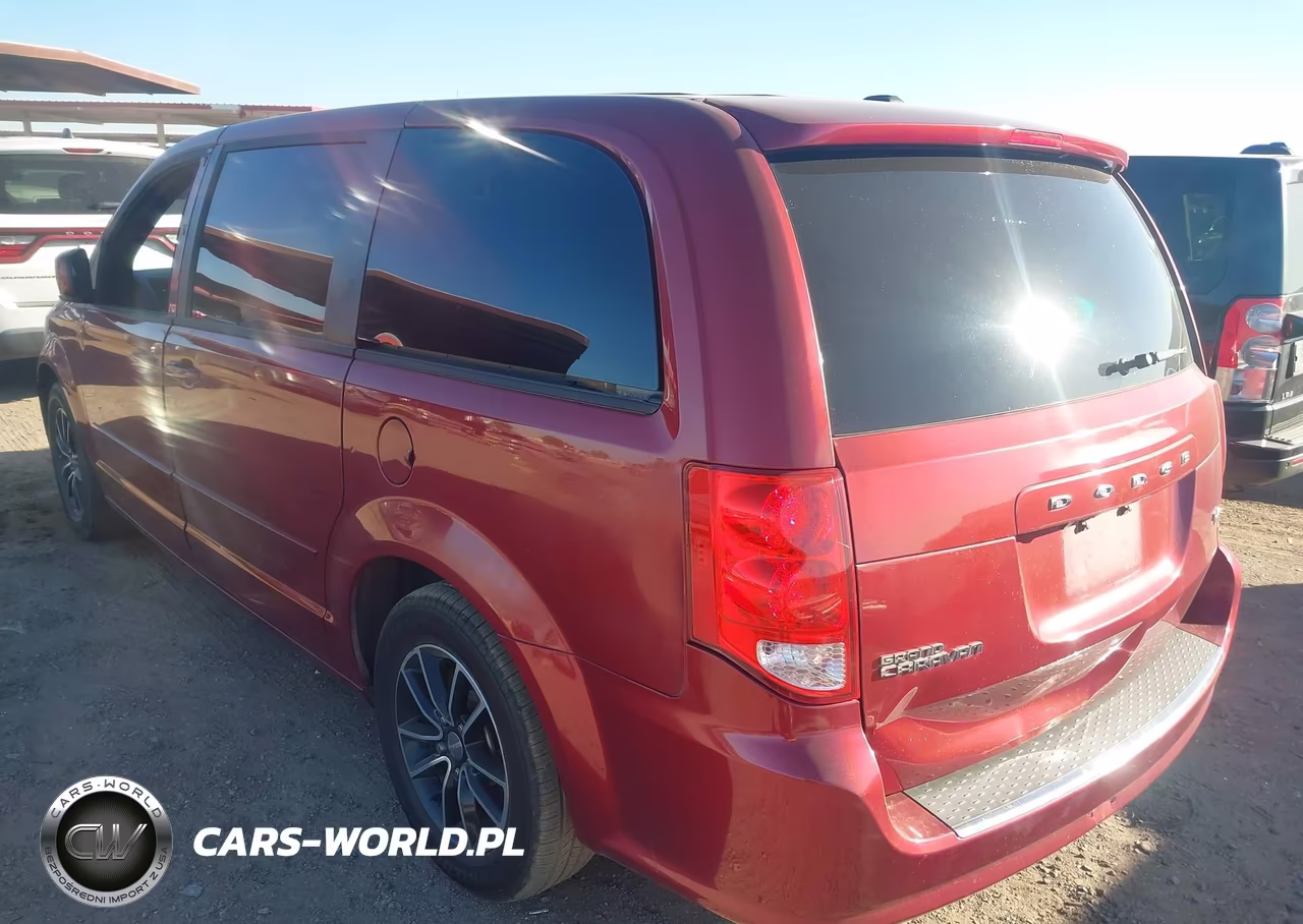 2015 Dodge Grand Caravan R-T VIN:2C4RDGEG9FR747685 - 3