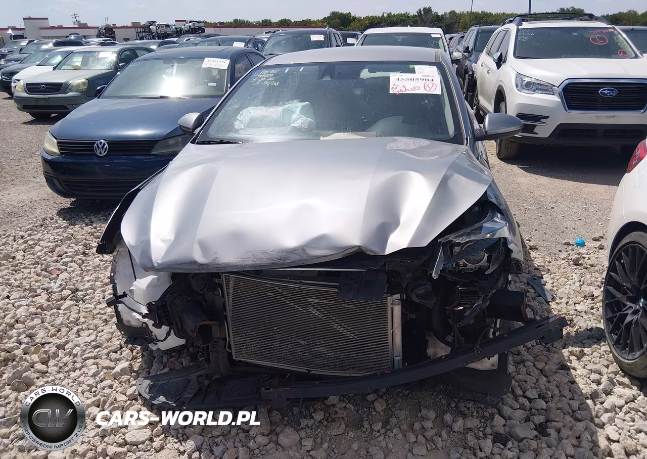 2024 Kia Forte Lxs VIN:3KPF24AD3RE766175 - 12