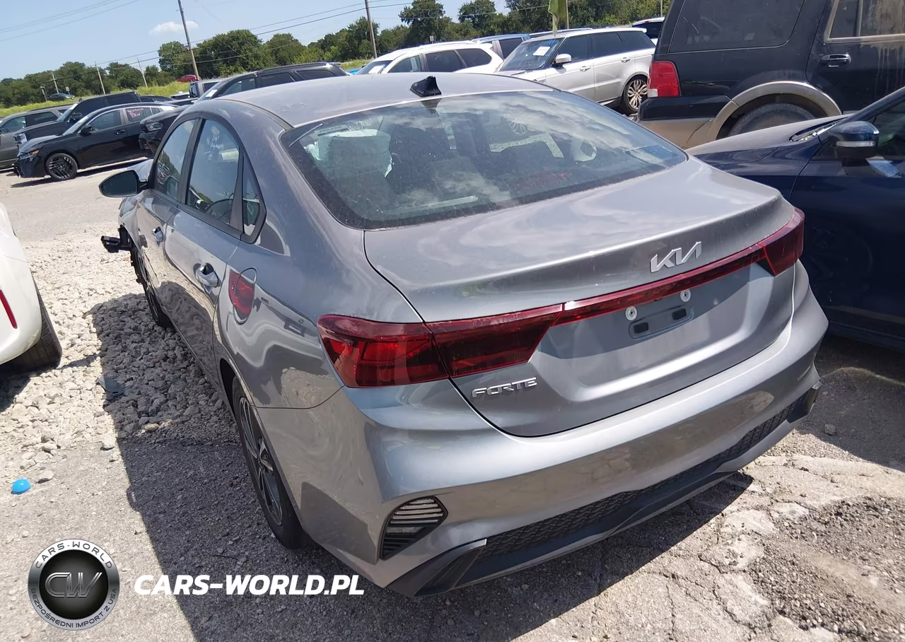2024 Kia Forte Lxs VIN:3KPF24AD3RE766175 - 3