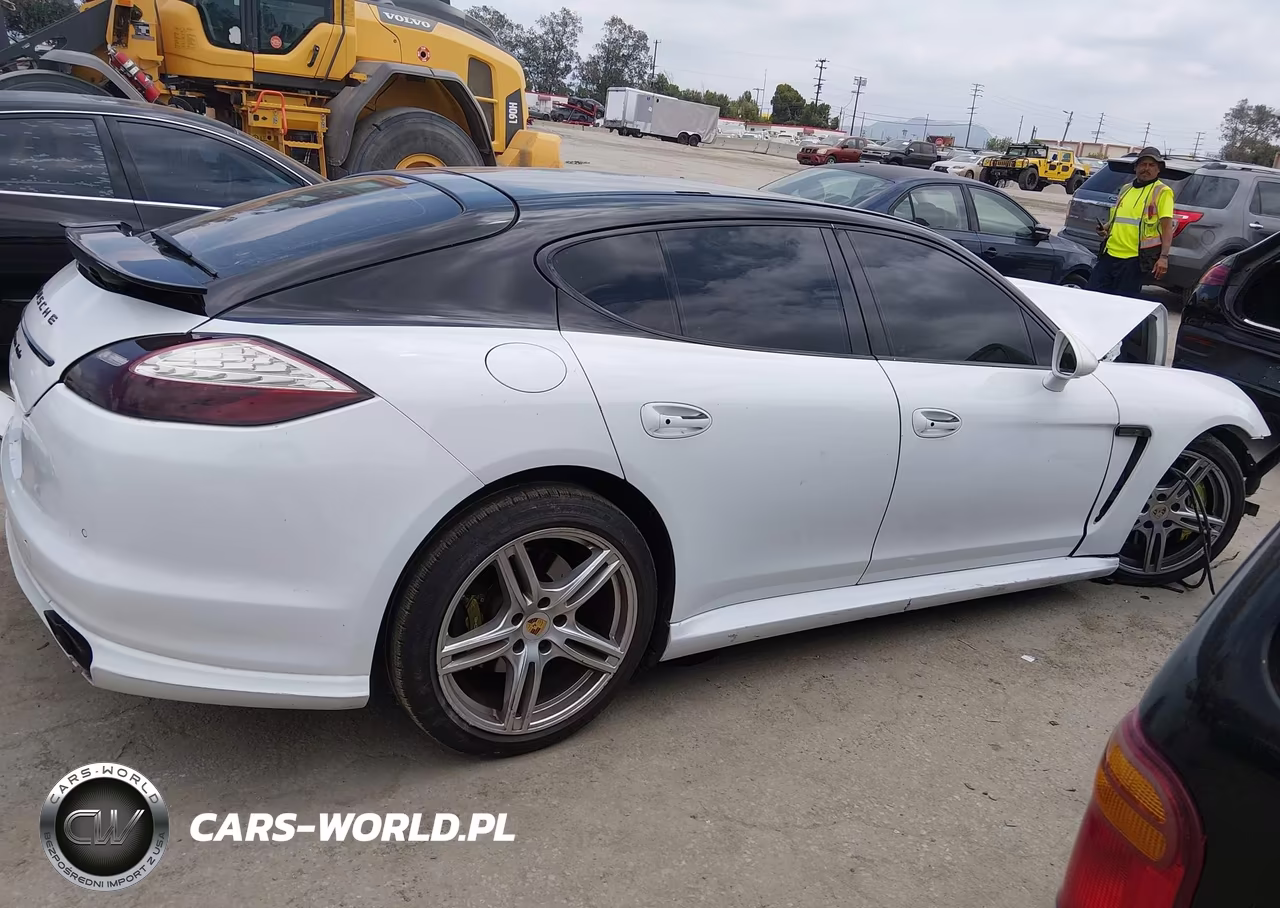 2011 Porsche Panamera Turbo VIN:WP0AC2A79BL090222 - 14
