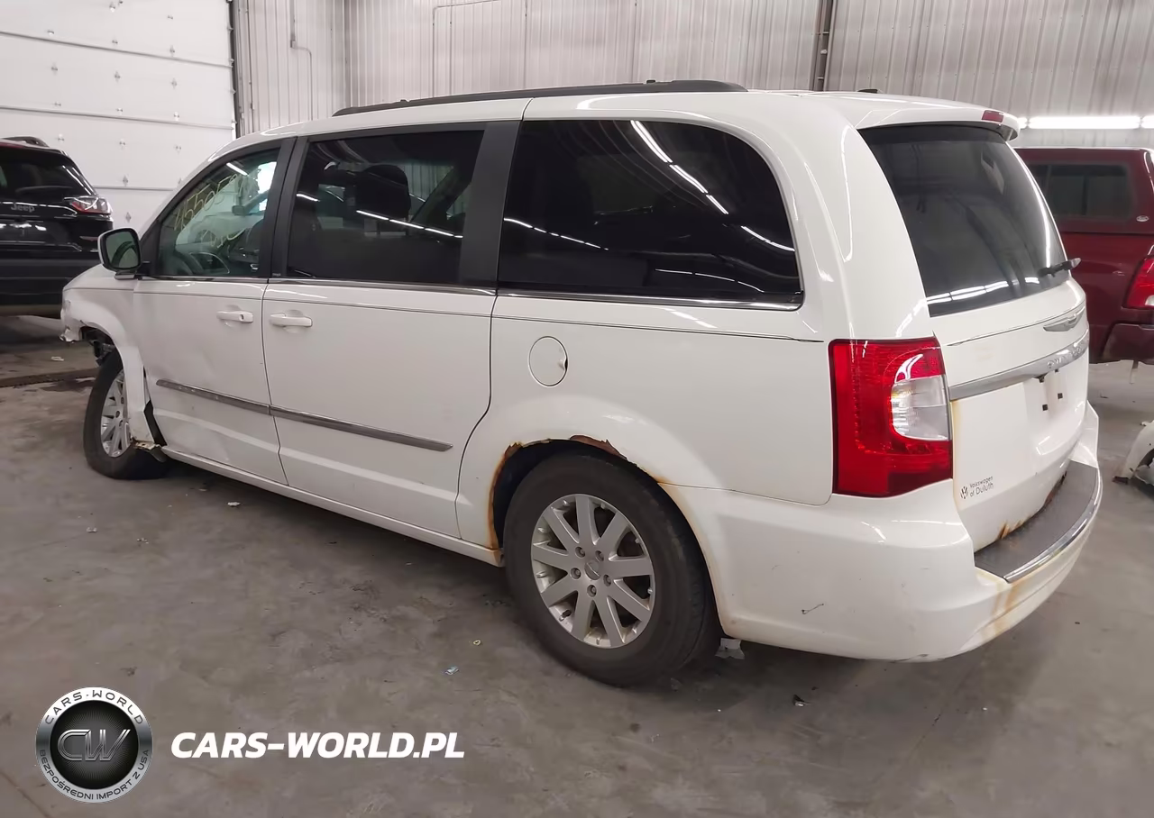 2013 Chrysler Town & Country Touring VIN:2C4RC1BG9DR780459 - 3