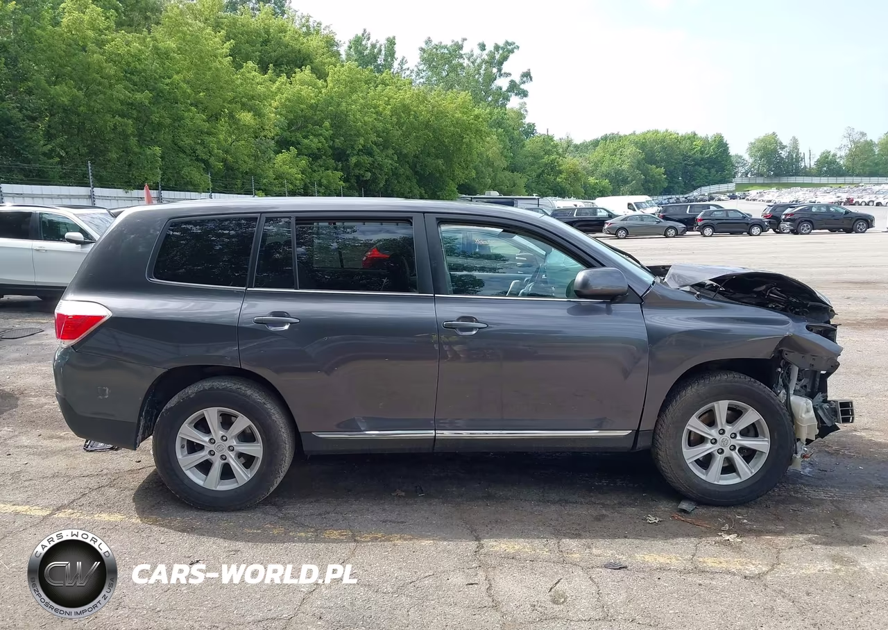 2012 Toyota Highlander Base V6 VIN:5TDBK3EH9CS174685 - 13