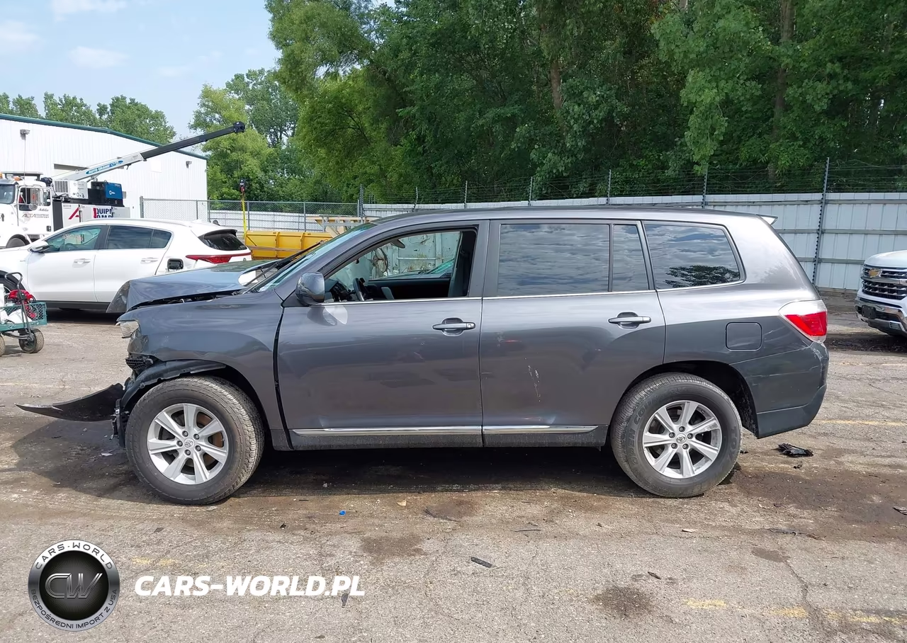 2012 Toyota Highlander Base V6 VIN:5TDBK3EH9CS174685 - 14