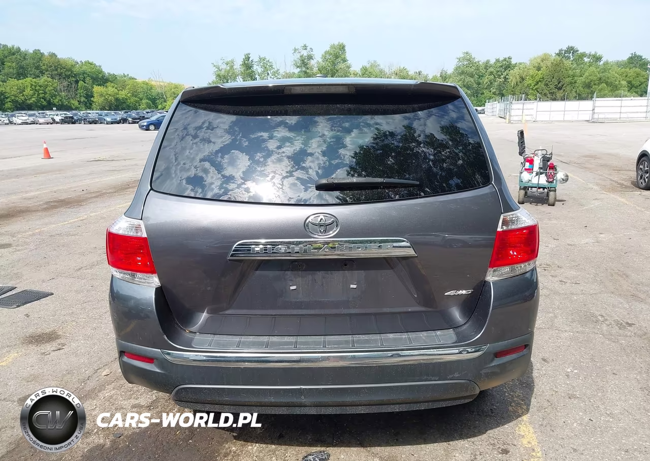 2012 Toyota Highlander Base V6 VIN:5TDBK3EH9CS174685 - 16