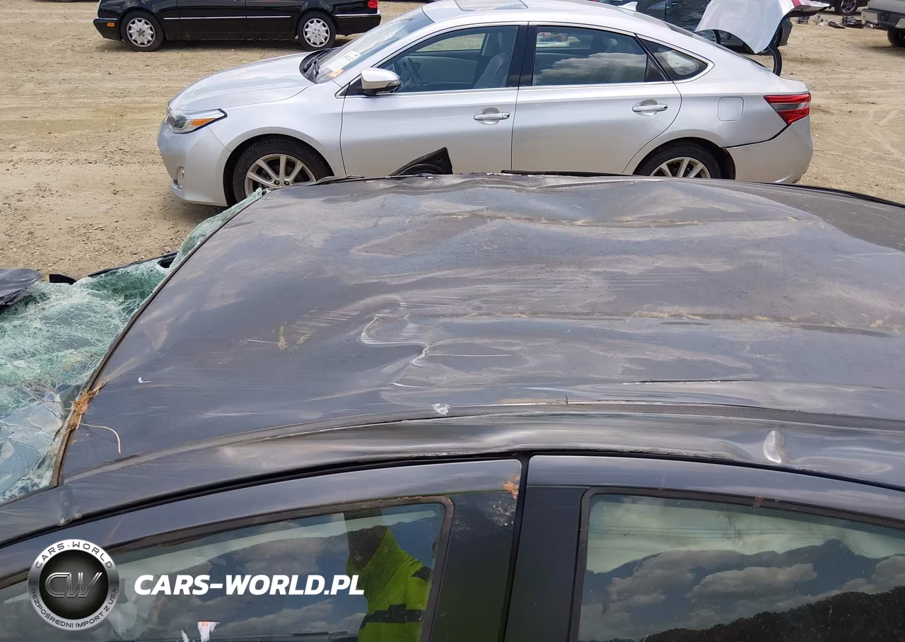 2012 Toyota Prius C Three VIN:JTDKDTB32C1513884 - 14