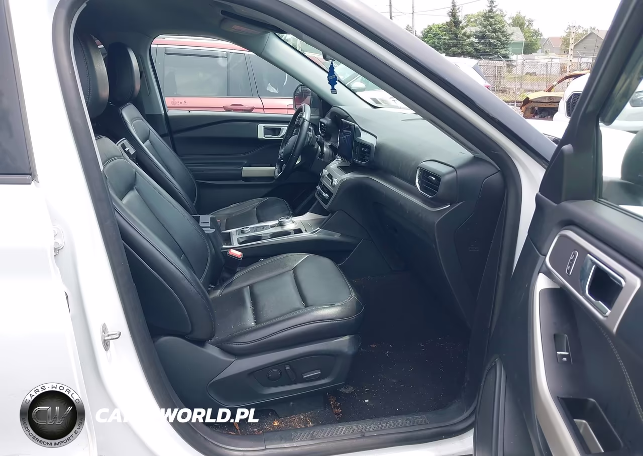 2020 Ford Explorer Xlt VIN:1FMSK8DH1LGC43468 - 5