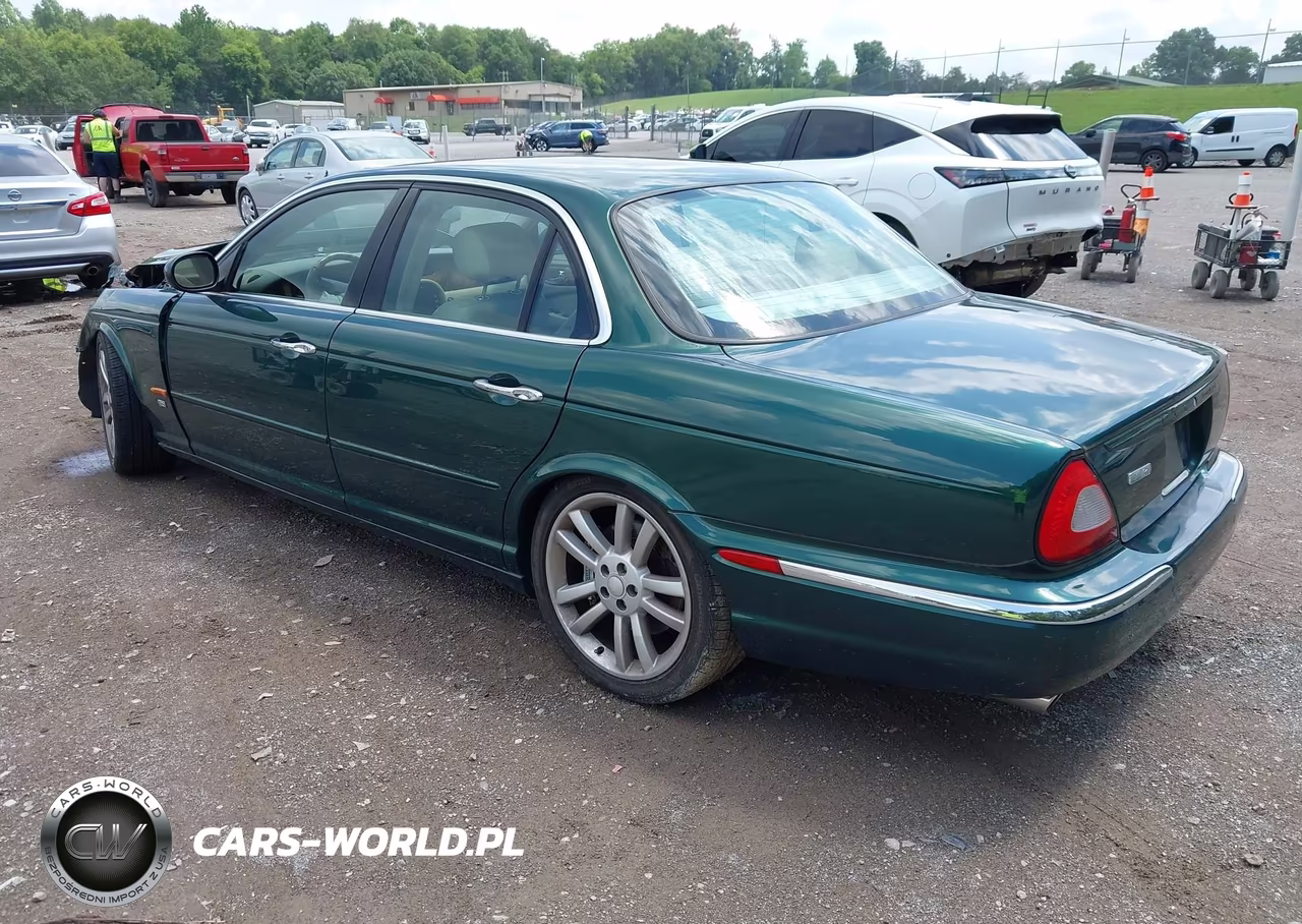 2005 Jaguar Xj Xjr VIN:SAJWA73BX5TG34617 - 3