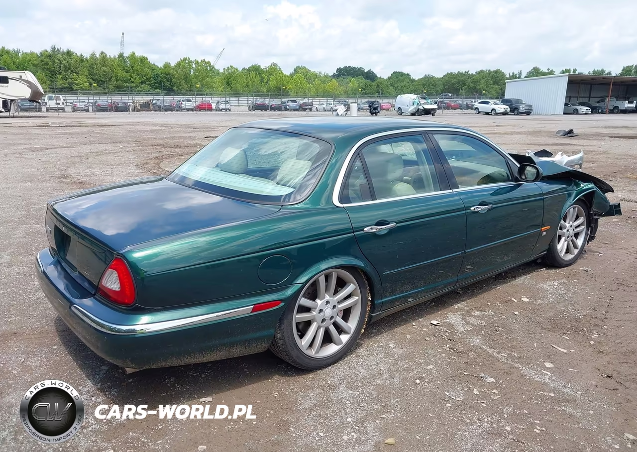 2005 Jaguar Xj Xjr VIN:SAJWA73BX5TG34617 - 4