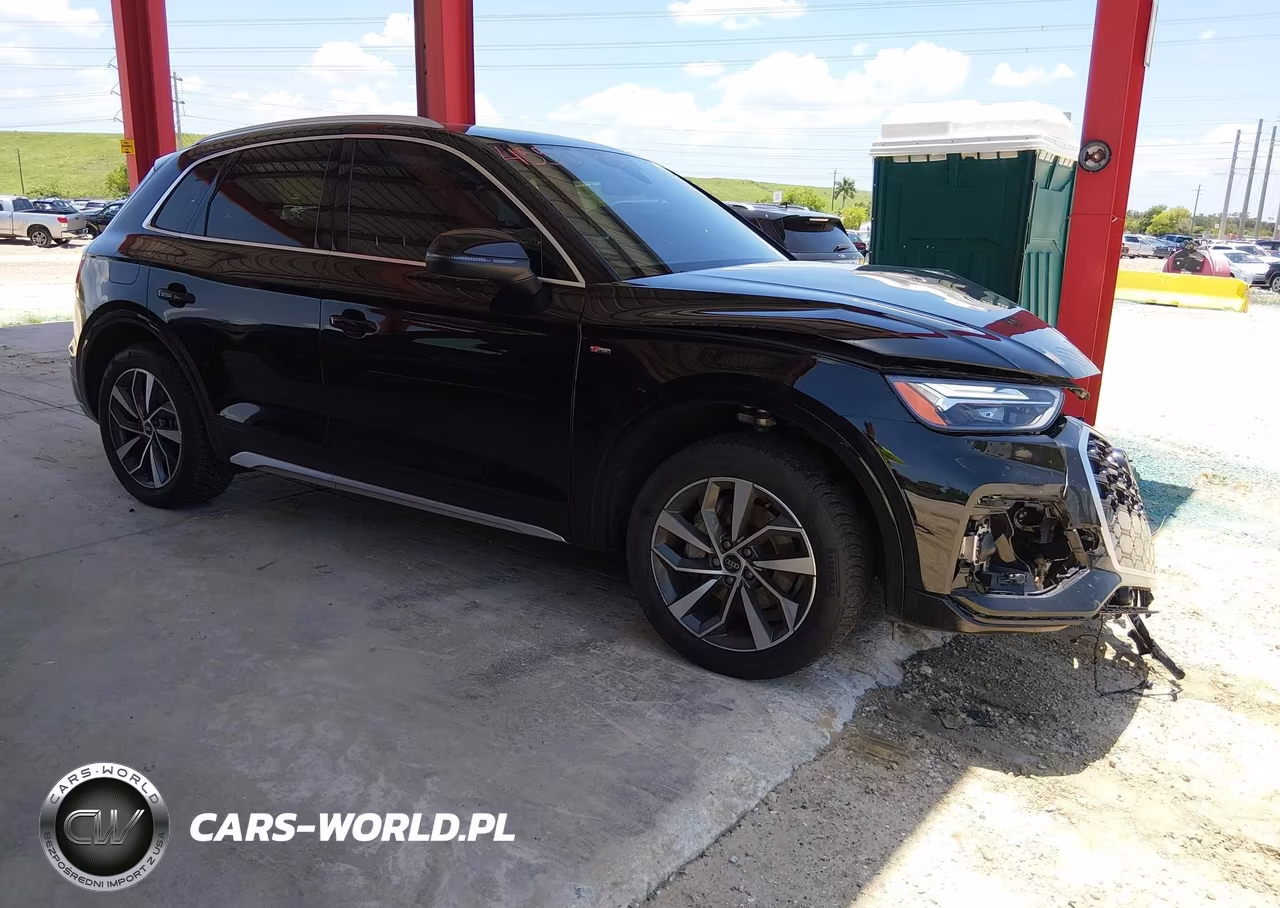 2023 Audi Q5 Premium Plus 45 Tfsi S Line Quattro VIN:WA1EAAFYXP2113209 - 1