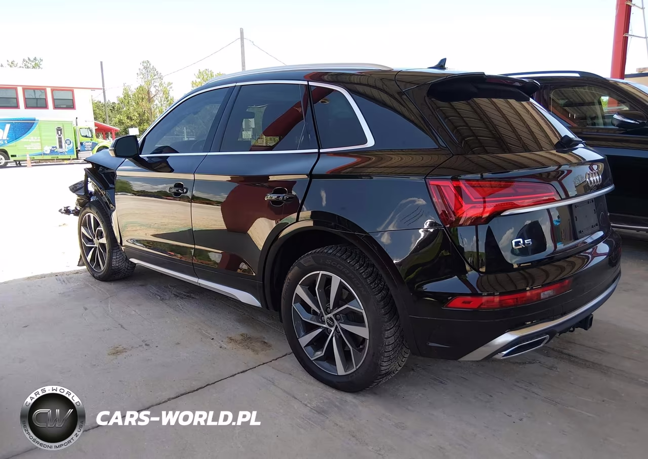 2023 Audi Q5 Premium Plus 45 Tfsi S Line Quattro VIN:WA1EAAFYXP2113209 - 3
