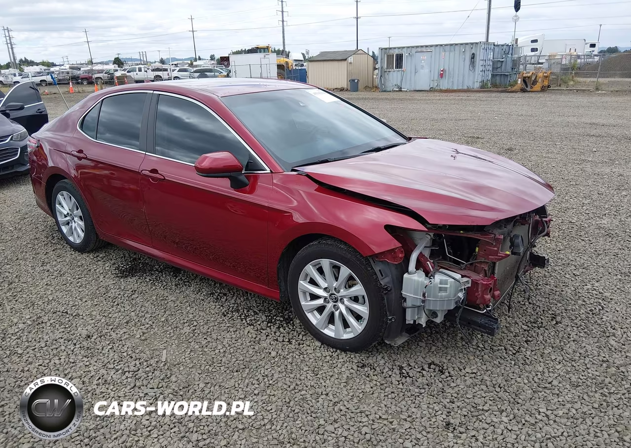 2019 Toyota Camry Le – zdjęcie 1 z 22