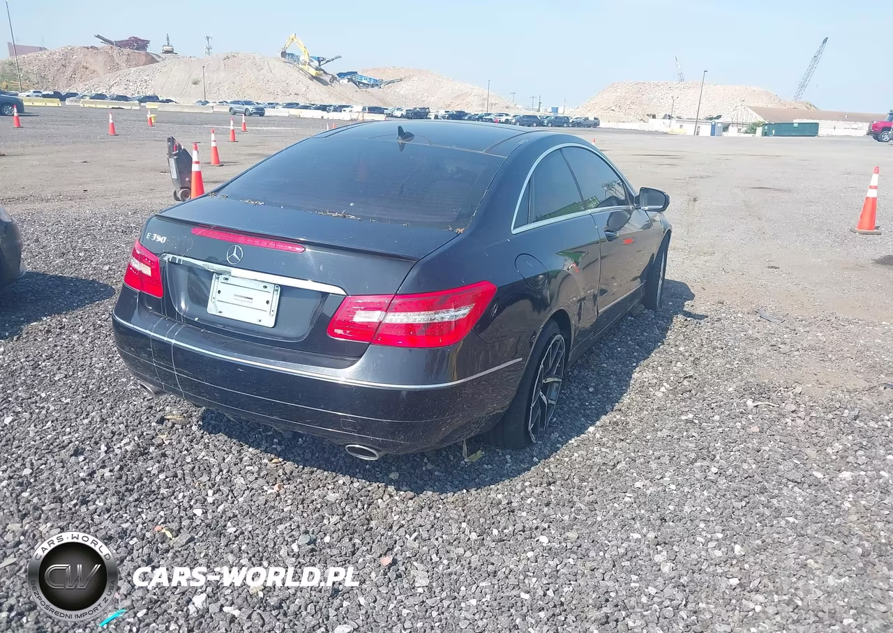 2013 Mercedes-Benz E 350 VIN:WDDKJ5KBXDF198113 - 4