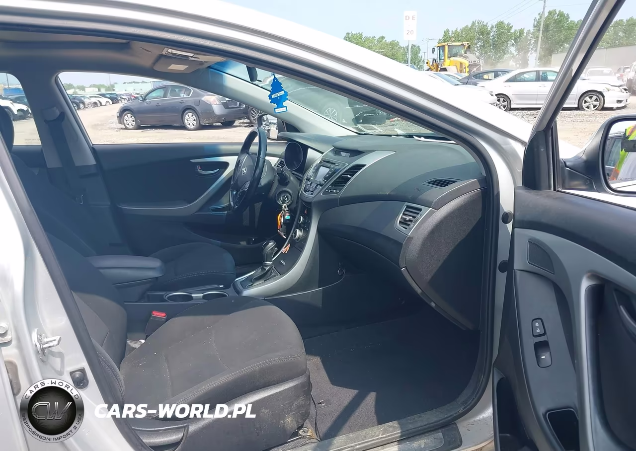 2015 Hyundai Elantra Se VIN:5NPDH4AE0FH581636 - 5