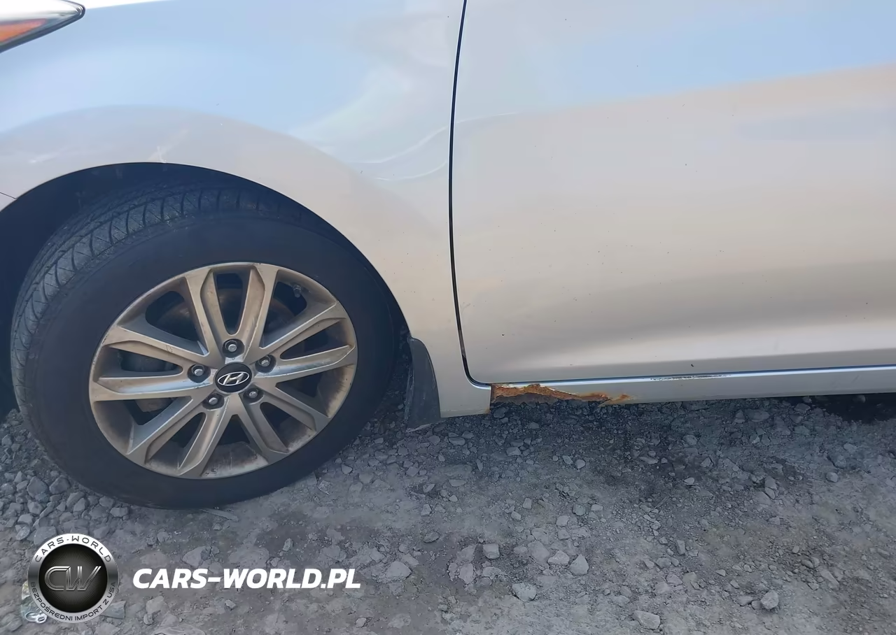 2015 Hyundai Elantra Se VIN:5NPDH4AE0FH581636 - 6