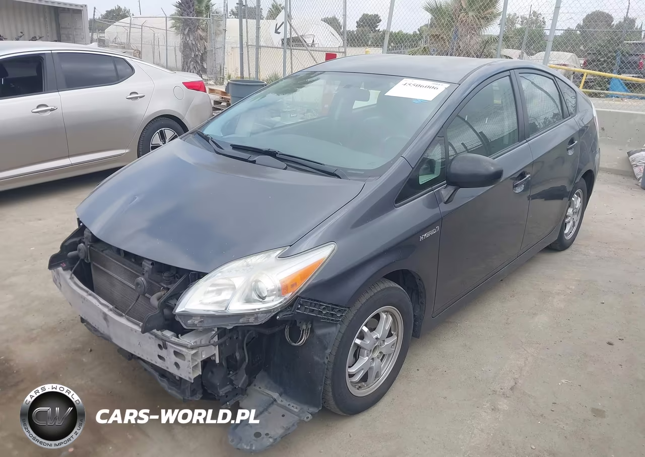 2011 Toyota Prius Two VIN:JTDKN3DU8B1438030 - 2