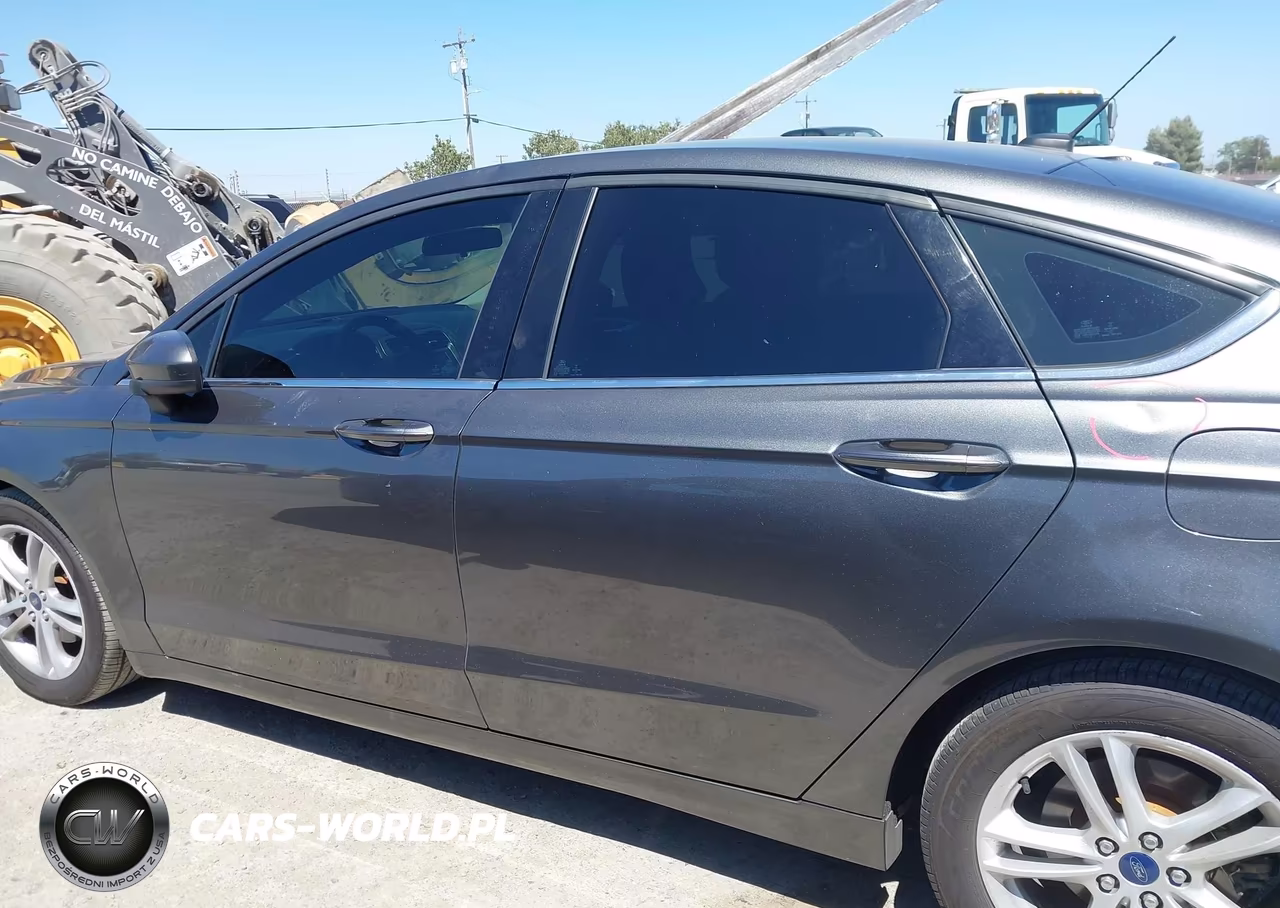 2018 Ford Fusion Se VIN:3FA6P0HD8JR241387 - 15