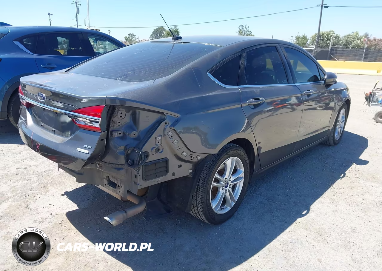 2018 Ford Fusion Se VIN:3FA6P0HD8JR241387 - 4