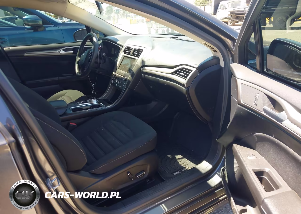 2018 Ford Fusion Se VIN:3FA6P0HD8JR241387 - 5