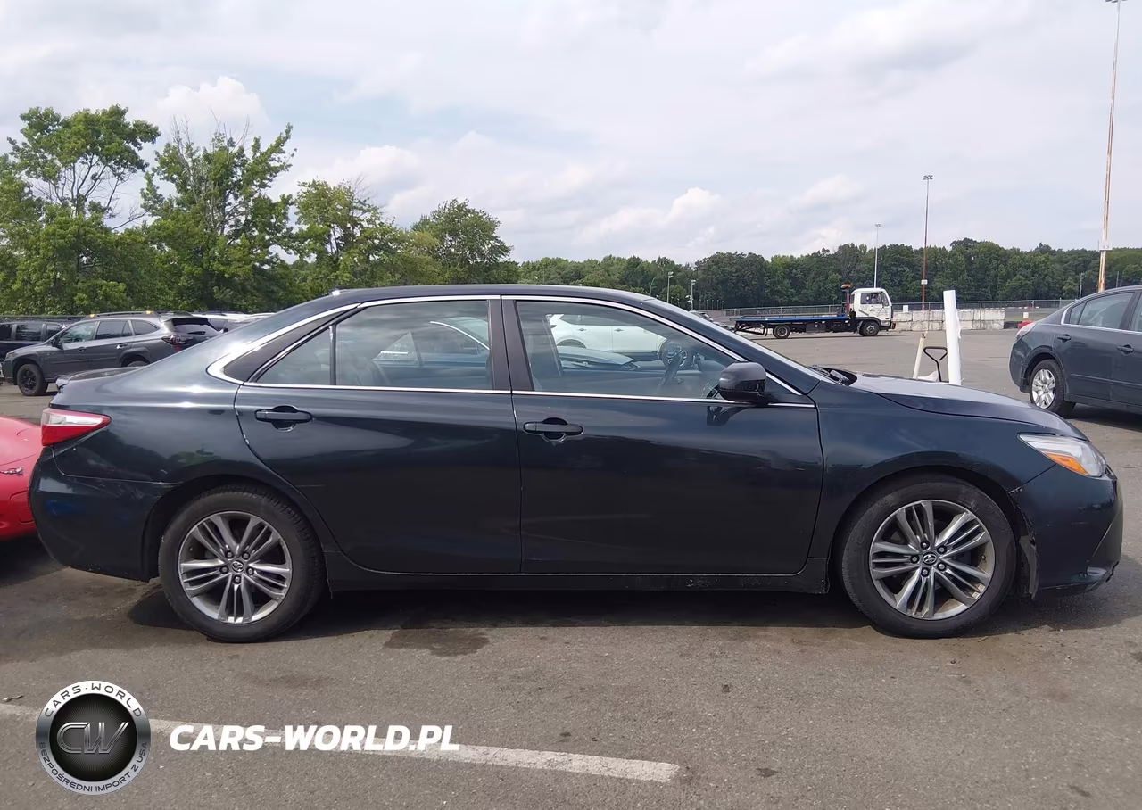 2016 Toyota Camry Se VIN:4T1BF1FK0GU142806 - 13