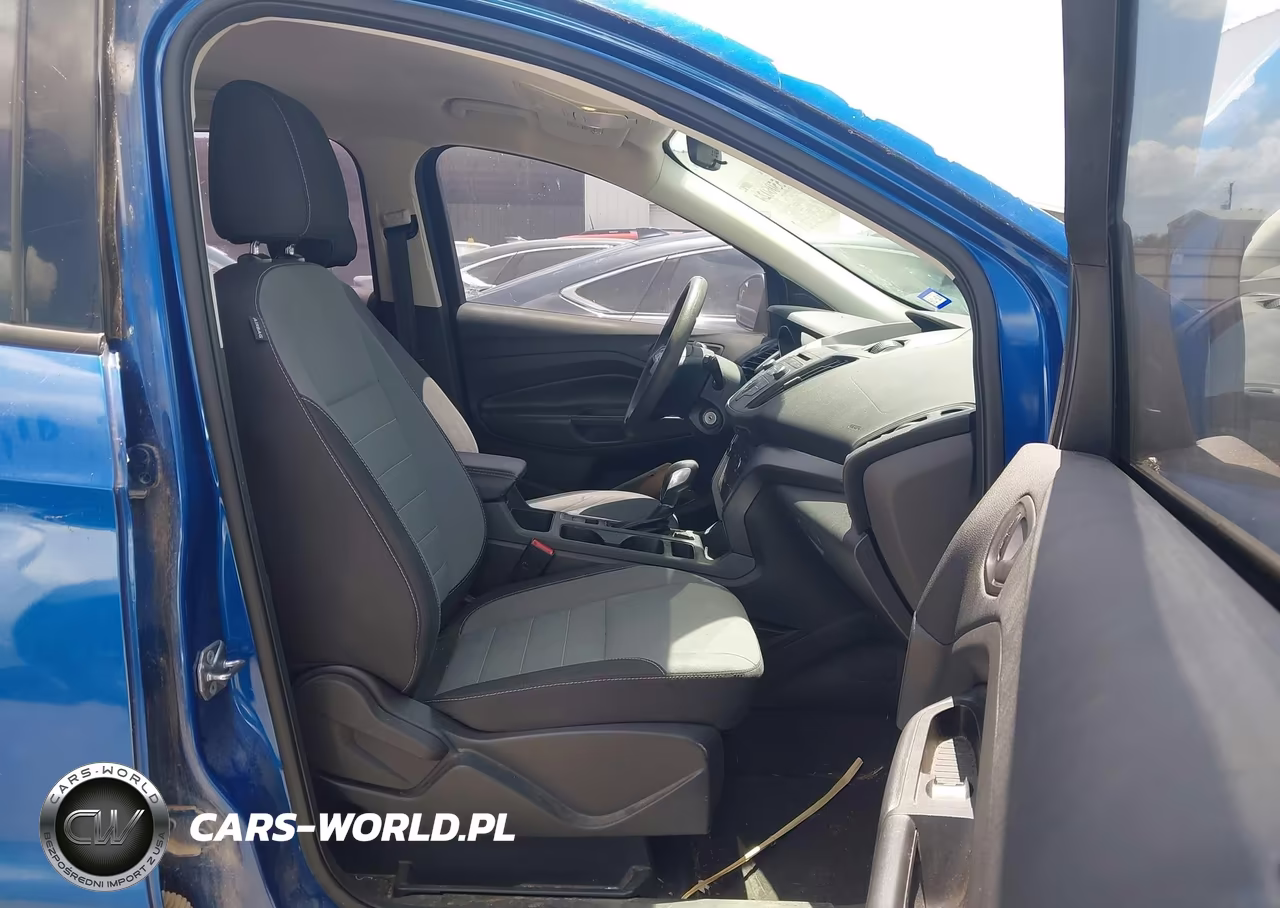 2017 Ford Escape S VIN:1FMCU0F77HUC49322 - 5