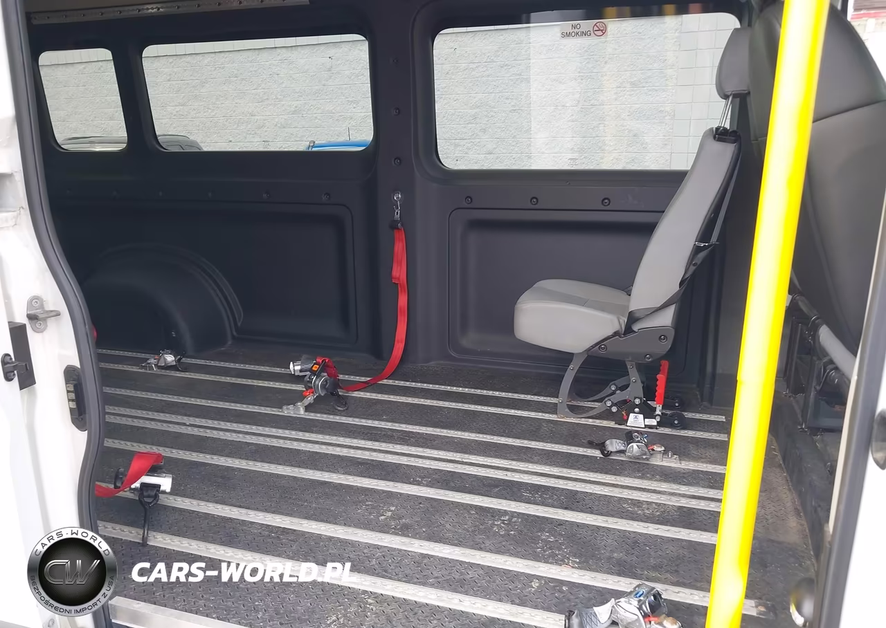 2019 Ram Promaster 2500 Window Van High Roof 159 Wb VIN:3C6TRVPG2KE502514 - 8
