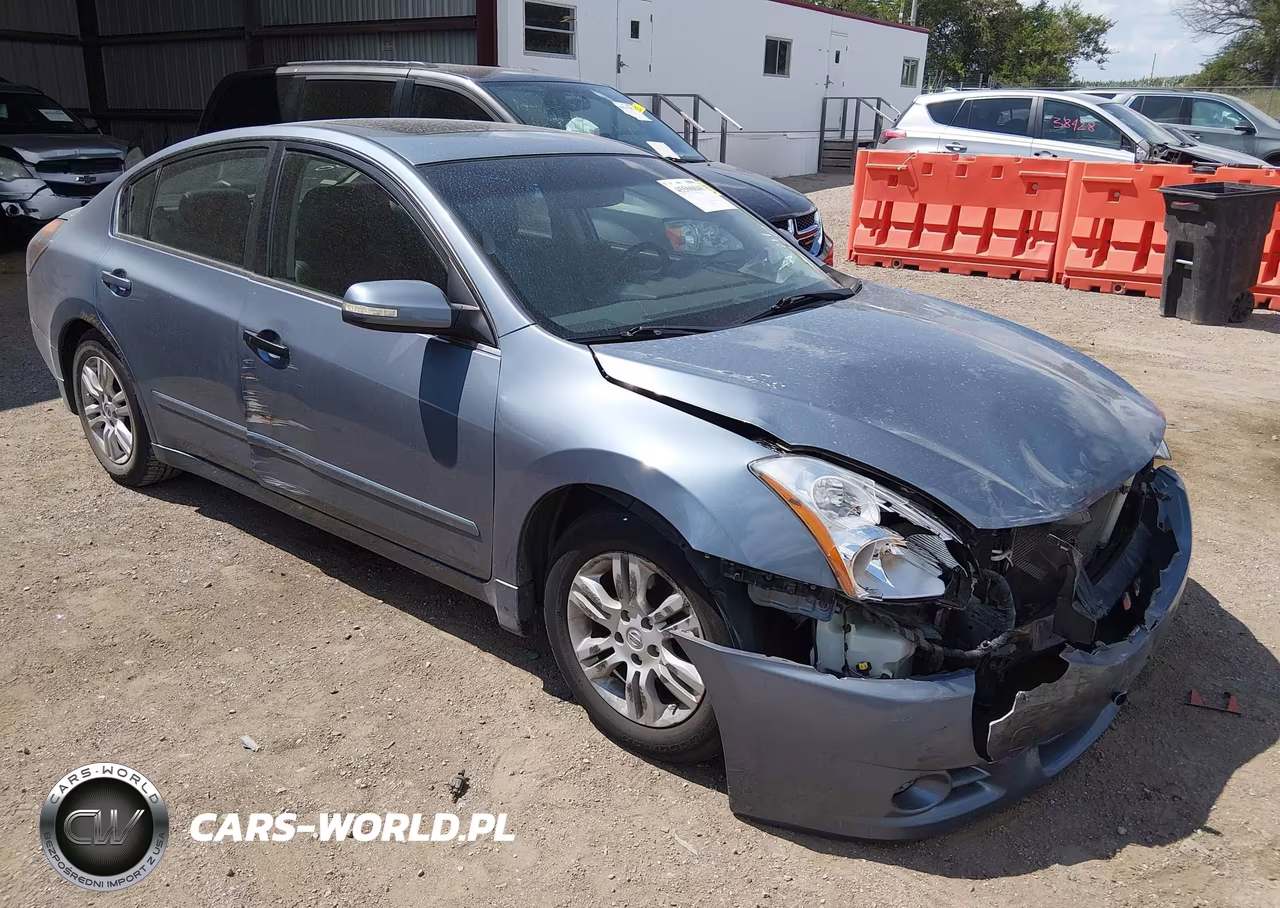 2010 Nissan Altima 2.5 S – zdjęcie 1 z 15