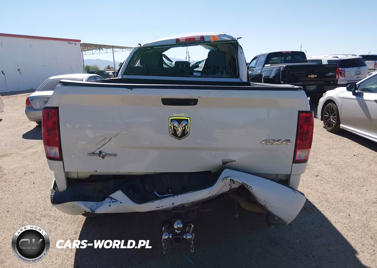 2019 Ram 1500 Classic Tradesman 4X4 6'4 Box VIN:1C6RR7FTXKS673075 - 15