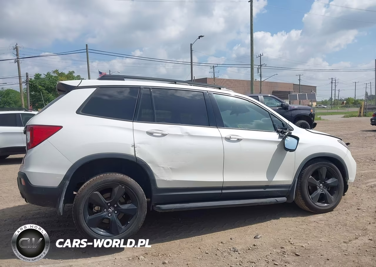2019 Honda Passport Elite VIN:5FNYF8H08KB001521 - 13