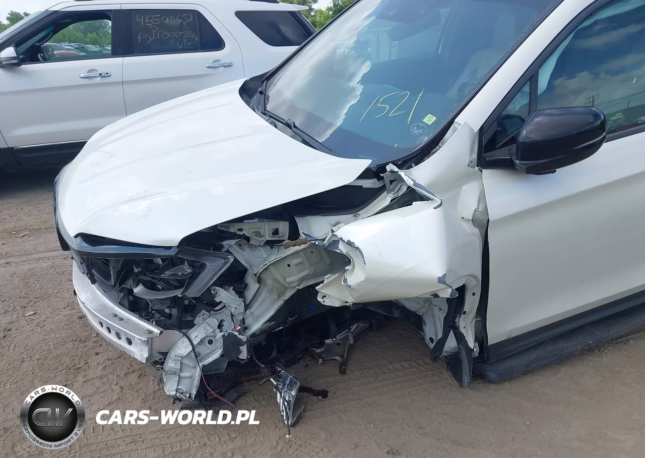 2019 Honda Passport Elite VIN:5FNYF8H08KB001521 - 6