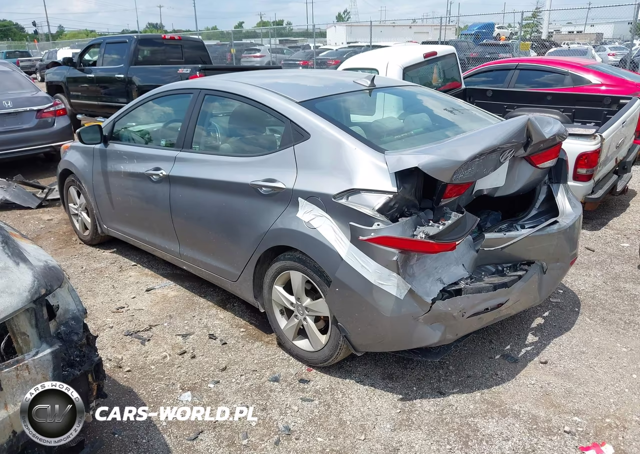 2013 Hyundai Elantra Gls VIN:KMHDH4AE8DU972693 - 3