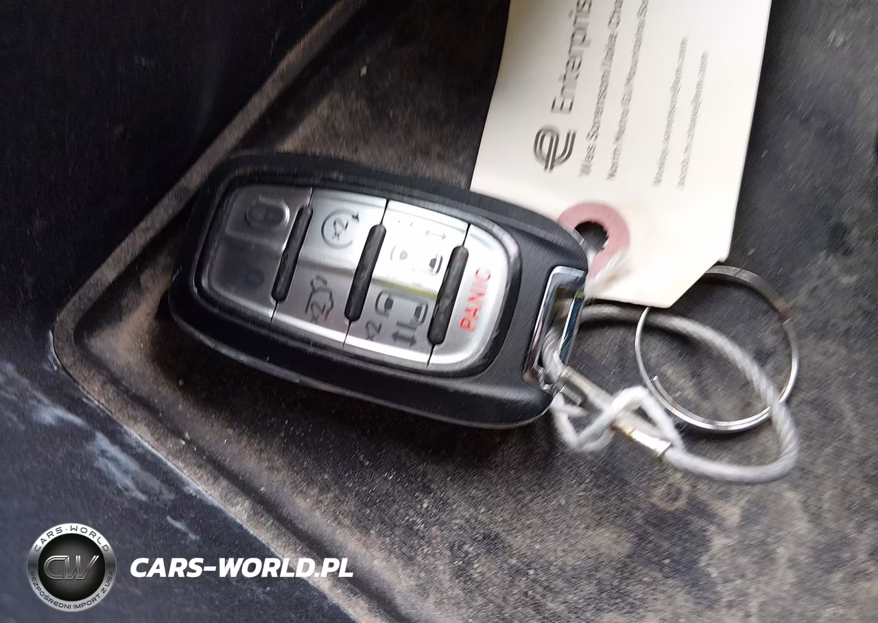 2025 Chrysler Pacifica Select VIN:2C4RC1BG1SR555997 - 11