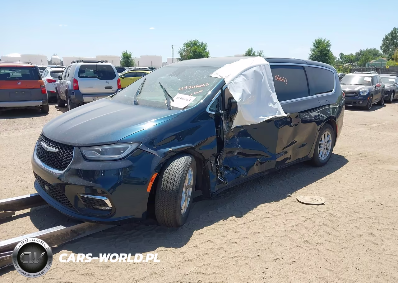 2025 Chrysler Pacifica Select VIN:2C4RC1BG1SR555997 - 2
