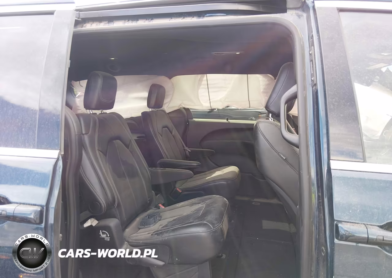 2025 Chrysler Pacifica Select VIN:2C4RC1BG1SR555997 - 8
