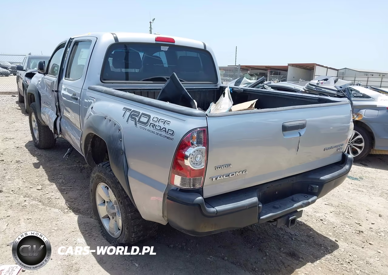 2010 Toyota Tacoma Prerunner V6 VIN:3TMJU4GN3AM092785 - 3