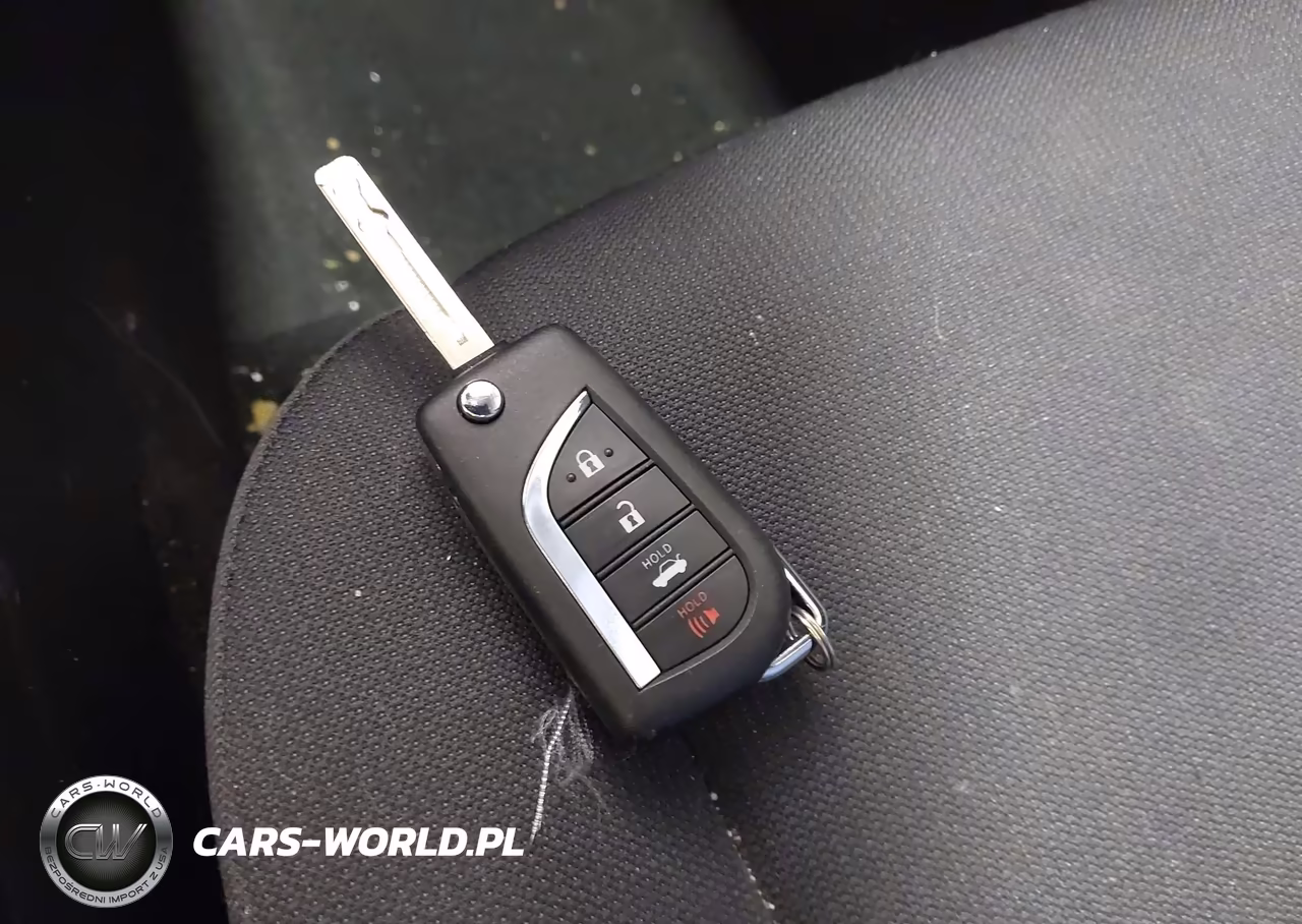 2026 Toyota Corolla Hybrid Hybrid Le VIN:JTDBCMFE9T3131120 - 11