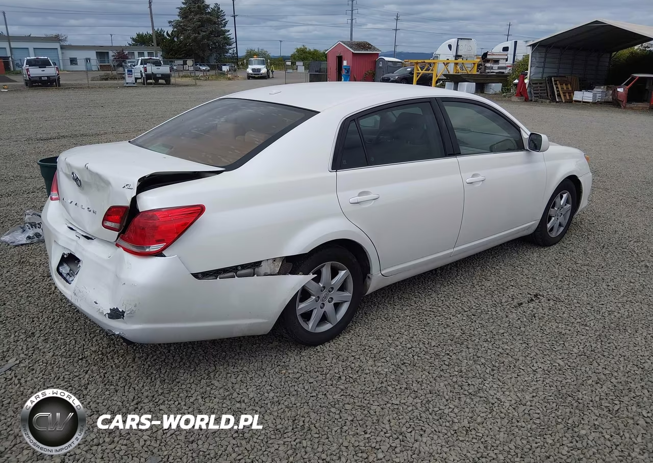 2010 Toyota Avalon Xl VIN:4T1BK3DBXAU367851 - 4
