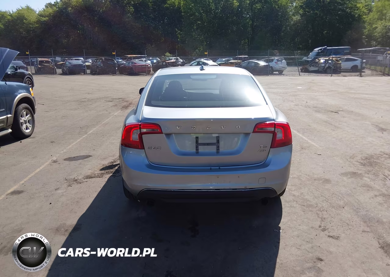 2013 Volvo S60 T5 VIN:YV1612FH7D1228474 - 16